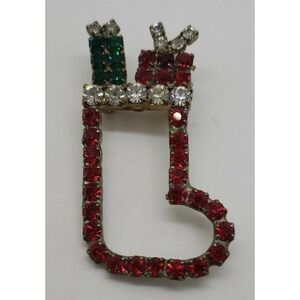 Vintage red, green, white rhinestone Christmas stocking w/ presents‎ brooch pin
